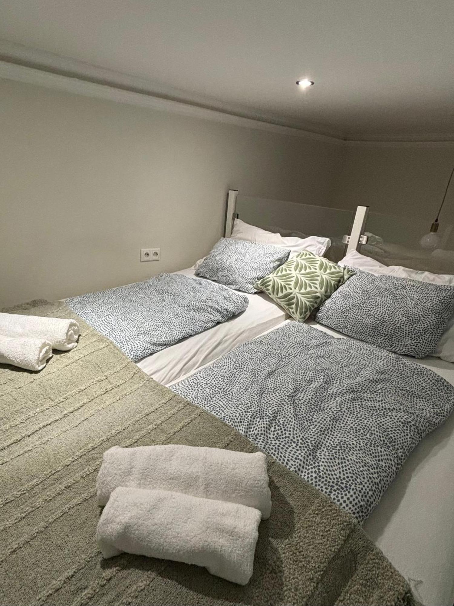 Apartment Akacfahome Center *